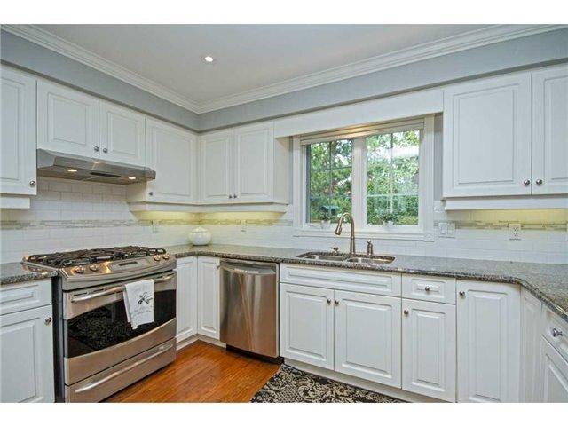 949 Wintergreen Pl, House detached with 4 bedrooms, 3 bathrooms and 4 parking in Burlington ON | Image 6