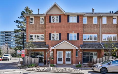 423 - 1400 The Esplanade N, Townhouse with 3 bedrooms, 3 bathrooms and 1 parking in Pickering ON | Card Image