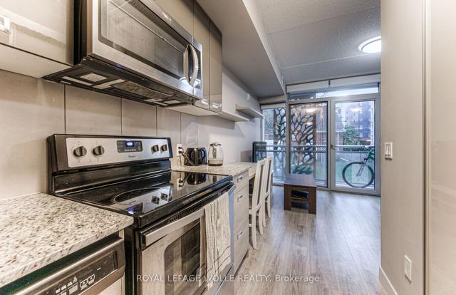 215 - 250 Albert St, Condo with 1 bedrooms, 1 bathrooms and 1 parking in Waterloo ON | Image 7