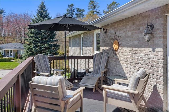 7 Shelby Lane, House detached with 2 bedrooms, 2 bathrooms and 6 parking in Brockville ON | Image 5