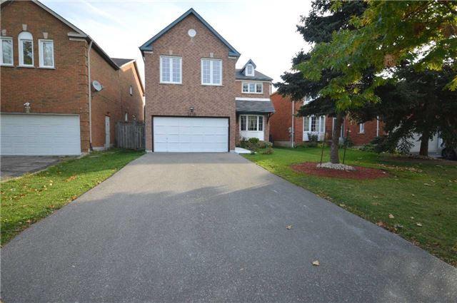 2816 Tradewind Dr, House detached with 4 bedrooms, 4 bathrooms and 4 parking in Mississauga ON | Image 2