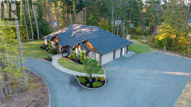1389 Leffler Rd, House detached with 3 bedrooms, 2 bathrooms and 3 parking in Nanaimo F BC | Card Image