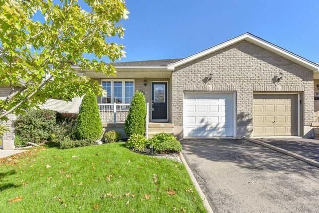 105 Edgemere Dr, House semidetached with 2 bedrooms, 3 bathrooms and 3 parking in Cambridge ON | Image 12