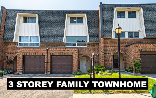 100 Deacon Lane, Townhouse with 3 bedrooms, 2 bathrooms and 2 parking in Ajax ON | Image 1