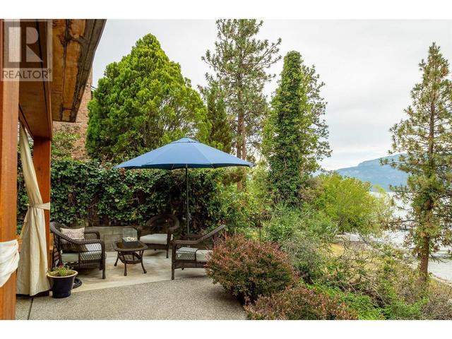 17130 Coral Beach Road, House detached with 3 bedrooms, 2 bathrooms and 3 parking in Lake Country BC | Image 37
