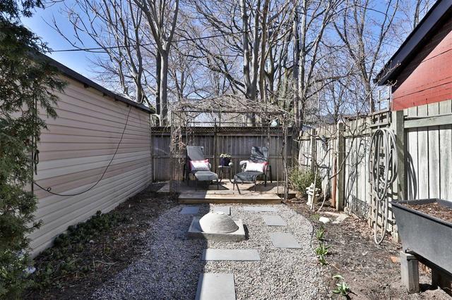 610 Willard Ave, House detached with 3 bedrooms, 2 bathrooms and 2 parking in Toronto ON | Image 31