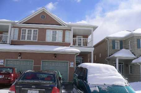 104 Silent Pond Cres, House semidetached with 4 bedrooms, 3 bathrooms and 3 parking in Brampton ON | Image 1