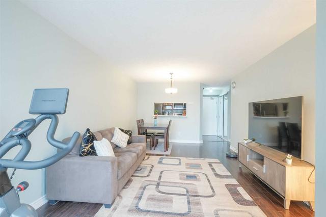 914 - 1470 Midland Ave, Condo with 2 bedrooms, 2 bathrooms and 1 parking in Toronto ON | Image 3