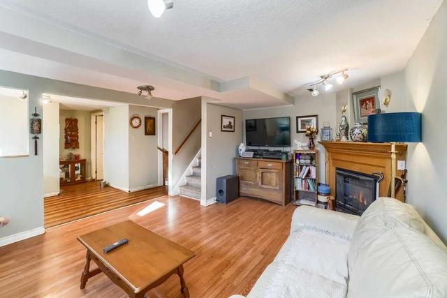 347 Cranbrook Dr, House semidetached with 3 bedrooms, 2 bathrooms and 3 parking in Hamilton ON | Image 22