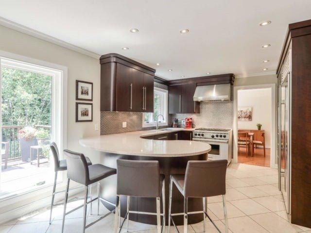 17 Strath Humber Crt, House detached with 4 bedrooms, 4 bathrooms and 4 parking in Toronto ON | Image 7