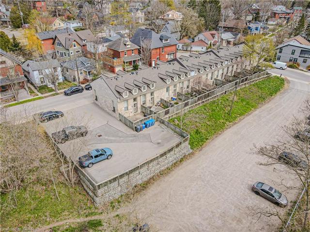 3 - 196 Arthur Street N, House attached with 2 bedrooms, 1 bathrooms and 1 parking in Guelph ON | Image 37