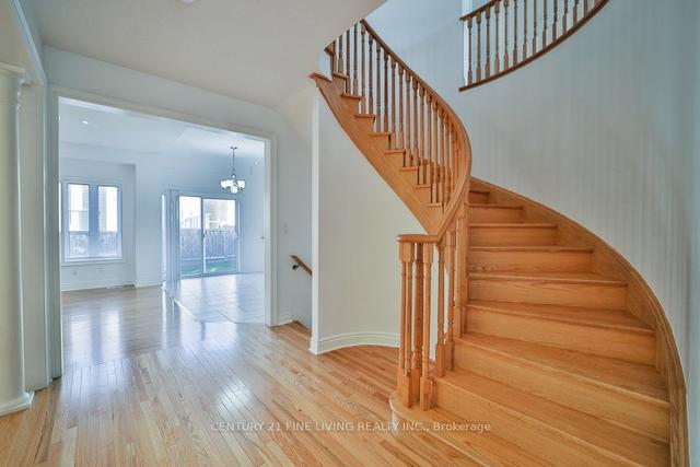 10 Godliman Rd, House detached with 5 bedrooms, 4 bathrooms and 6 parking in Brampton ON | Image 9