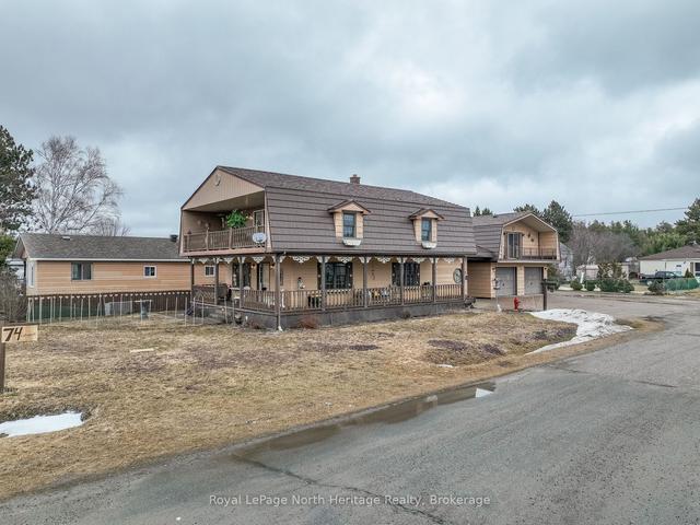 74 Lansdowne St, House detached with 4 bedrooms, 3 bathrooms and 6 parking in Sudbury, Unorganized, North Part ON | Image 1