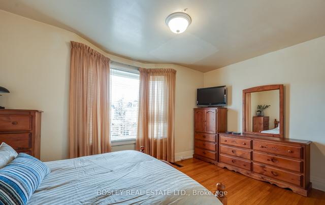 632 St Clarens Ave, House semidetached with 3 bedrooms, 2 bathrooms and 2 parking in Toronto ON | Image 9
