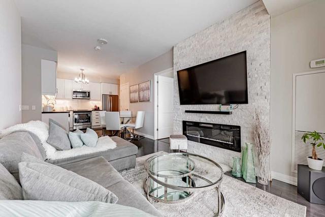 3308 - 7895 Jane St, Condo with 2 bedrooms, 2 bathrooms and 1 parking in Vaughan ON | Image 4