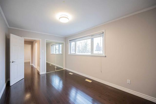 16 Gaspe Rd, House detached with 4 bedrooms, 5 bathrooms and 4 parking in Toronto ON | Image 11