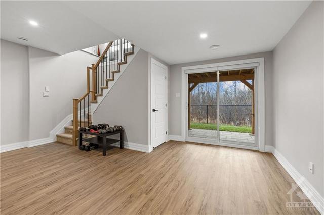 106 Porter Street, Townhouse with 3 bedrooms, 4 bathrooms and 3 parking in Ottawa ON | Image 23