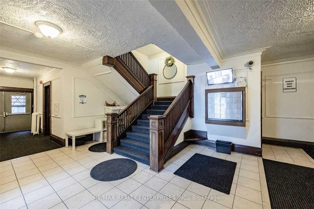 6 - 285 King St W, Condo with 2 bedrooms, 1 bathrooms and 0 parking in Hamilton ON | Image 23