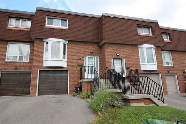 16 - 90 Crockamhill Dr, Townhouse with 3 bedrooms, 2 bathrooms and 2 parking in Toronto ON | Image 4