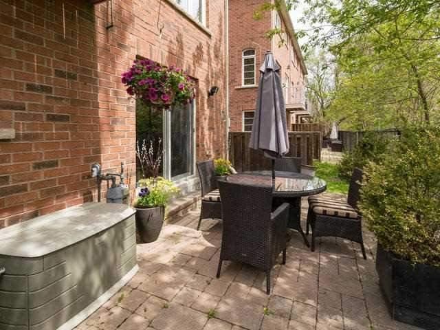 Th 4 - 581 Scarlett Rd, Townhouse with 3 bedrooms, 4 bathrooms and 2 parking in Toronto ON | Image 16