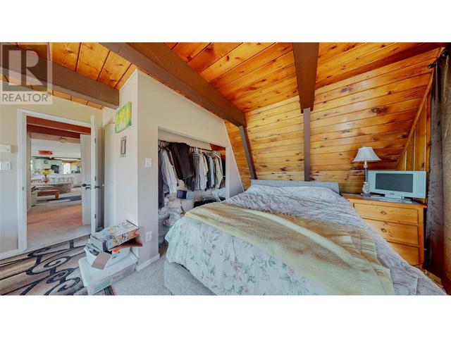 430 Panorama Crescent, House detached with 5 bedrooms, 2 bathrooms and null parking in Okanagan Similkameen D BC | Image 21
