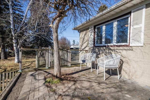 2 Brooks Rd, House detached with 3 bedrooms, 2 bathrooms and 4 parking in Ajax ON | Image 23
