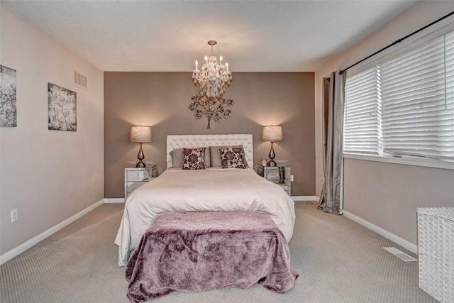 136 Silverthorne Dr, House detached with 3 bedrooms, 3 bathrooms and 4 parking in Cambridge ON | Image 14