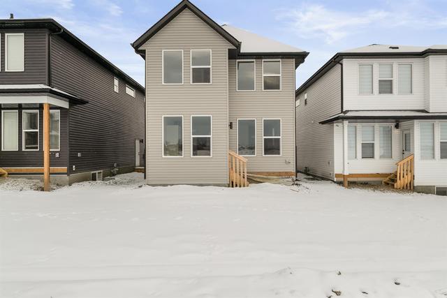 27 Copperhead Way Se, House detached with 3 bedrooms, 2 bathrooms and 4 parking in Calgary AB | Image 44
