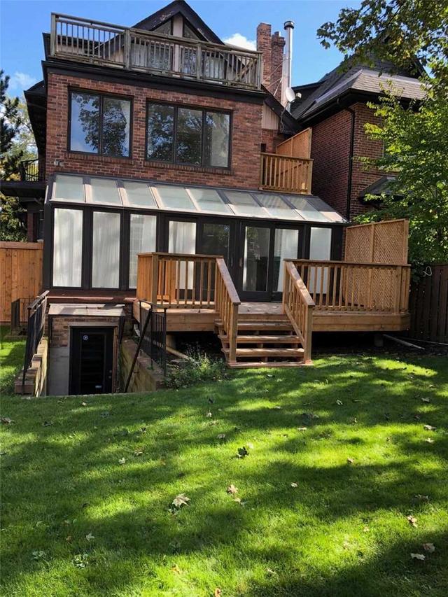 83 South Dr, House semidetached with 3 bedrooms, 4 bathrooms and 2 parking in Toronto ON | Image 7