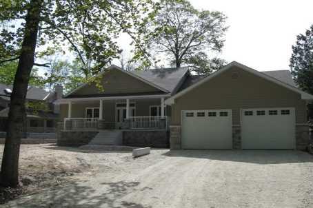 293 Knox Rd E, House detached with 3 bedrooms, 3 bathrooms and 4 parking in Wasaga Beach ON | Image 1