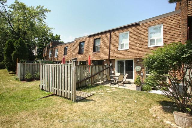 139 Huntingdale Blvd, Townhouse with 3 bedrooms, 3 bathrooms and 2 parking in Toronto ON | Image 21
