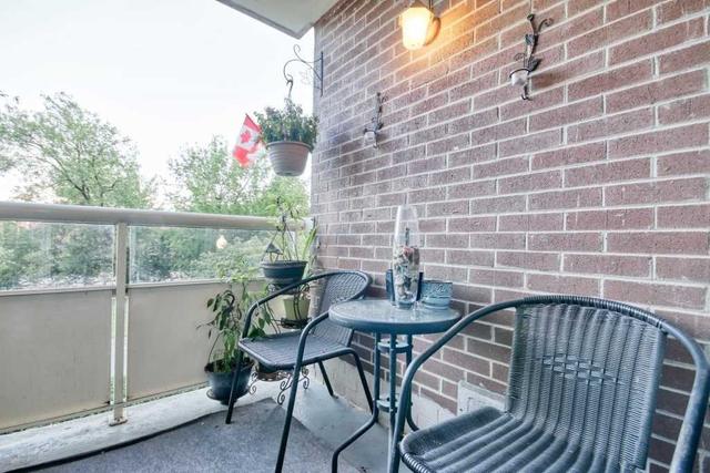 213 - 175 Hilda Ave, Condo with 3 bedrooms, 2 bathrooms and 1 parking in Toronto ON | Image 9