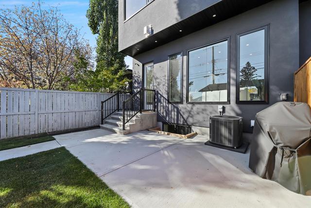 2638 35 Street Sw, Home with 4 bedrooms, 3 bathrooms and 2 parking in Calgary AB | Image 44
