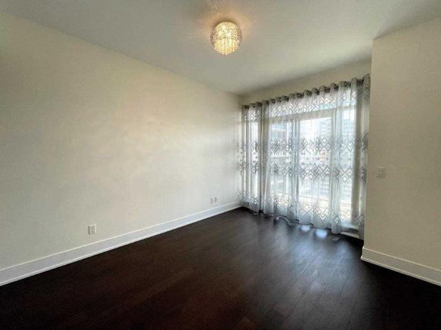1607 - 144 Park St, Condo with 2 bedrooms, 2 bathrooms and 1 parking in Waterloo ON | Image 2