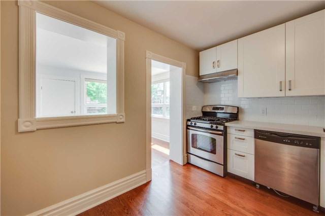 Upper - 355 Dovercourt Rd, House semidetached with 3 bedrooms, 1 bathrooms and 1 parking in Toronto ON | Image 12
