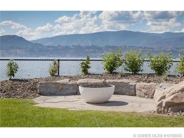 14 - 3756 Lakeshore Rd, Townhouse with 2 bedrooms, 3 bathrooms and 3 parking in Kelowna BC | Image 10