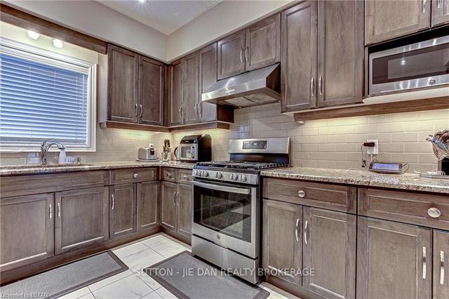 2310 Callingham Dr, House detached with 6 bedrooms, 4 bathrooms and 6 parking in London ON | Image 24