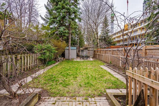 608 Soudan Ave, House detached with 3 bedrooms, 3 bathrooms and 1 parking in Toronto ON | Image 18