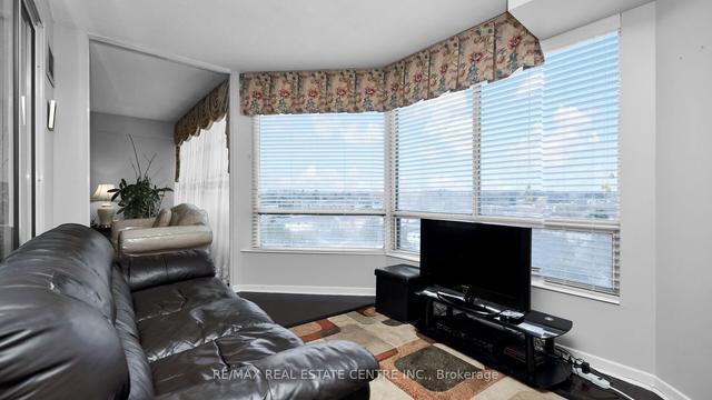 803 - 26 Hanover Rd, Condo with 2 bedrooms, 2 bathrooms and 2 parking in Brampton ON | Image 15