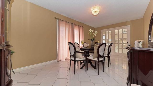 10776 Mcvean Dr, House detached with 3 bedrooms, 2 bathrooms and 4 parking in Brampton ON | Image 7