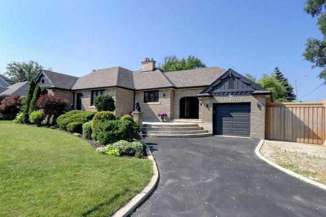 2 Brookside Dr, House detached with 3 bedrooms, 3 bathrooms and 15 parking in Mississauga ON | Image 12
