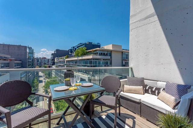 Lph 903 - 75 Portland St, Condo with 1 bedrooms, 2 bathrooms and 1 parking in Toronto ON | Image 12