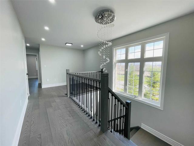 24 Stonehouse Crt, House detached with 4 bedrooms, 5 bathrooms and 10 parking in Markham ON | Image 4