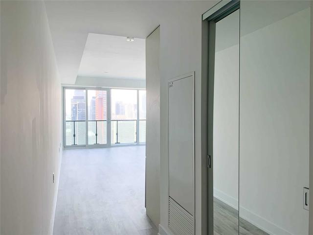3202 - 575 Bloor St E, Condo with 3 bedrooms, 2 bathrooms and 2 parking in Toronto ON | Image 19