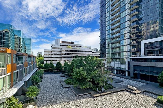 th4 - 88 Sheppard Ave E, Townhouse with 3 bedrooms, 3 bathrooms and 1 parking in Toronto ON | Image 17