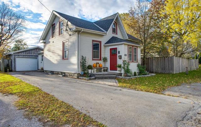 425 Roe St, House detached with 3 bedrooms, 2 bathrooms and 5 parking in Cobourg ON | Image 1
