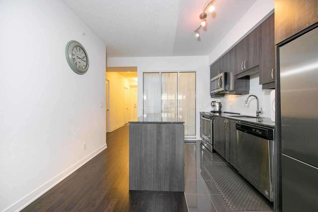 514 - 9191 Yonge St, Condo with 2 bedrooms, 2 bathrooms and 1 parking in Richmond Hill ON | Image 5