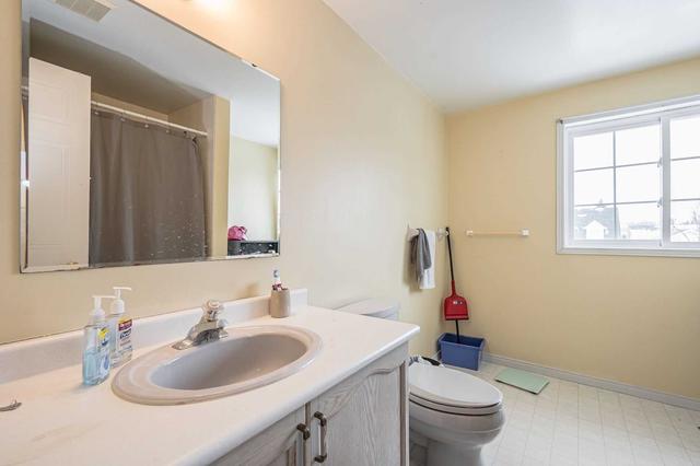 16 Rodgers Rd, House detached with 4 bedrooms, 3 bathrooms and 3 parking in Guelph ON | Image 21