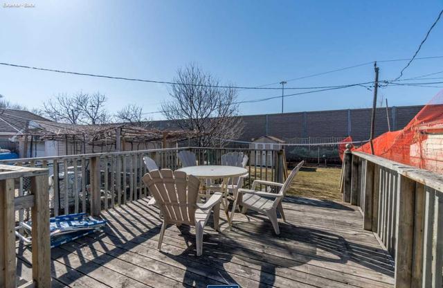 22 Clarion (Main) Rd, House semidetached with 3 bedrooms, 1 bathrooms and 2 parking in Toronto ON | Image 7