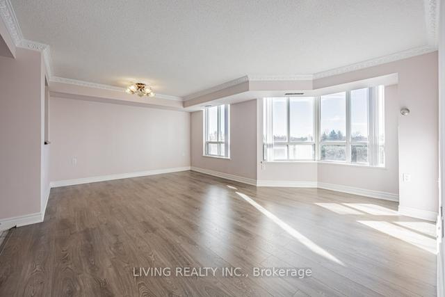 703 - 2628 Mccowan Rd, Condo with 3 bedrooms, 2 bathrooms and 1 parking in Toronto ON | Image 2